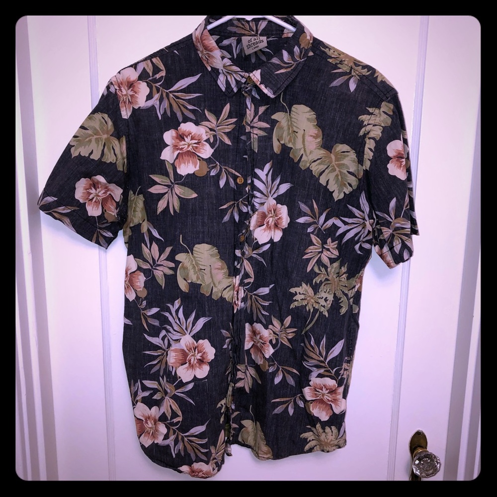 Short sleeve floral button down